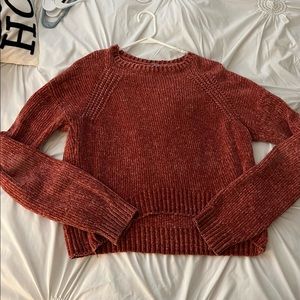 Light weight sweater